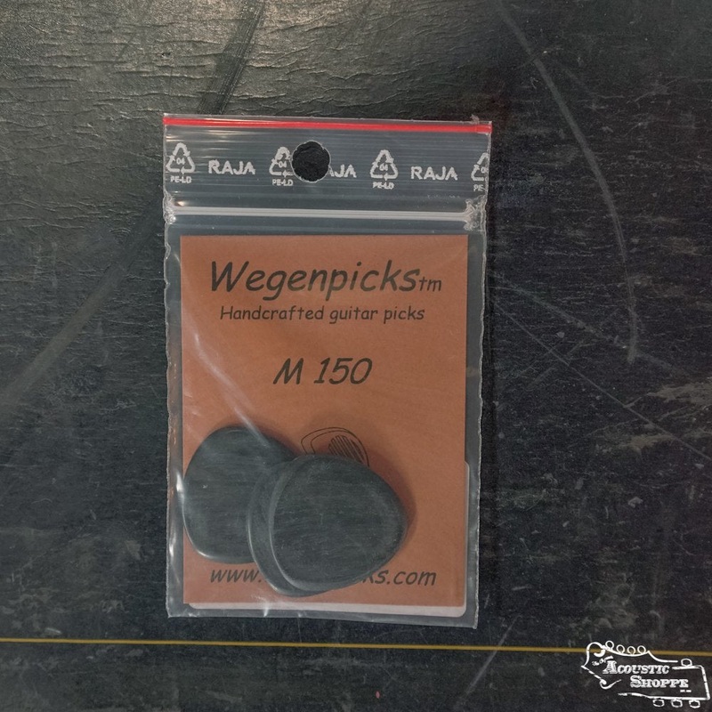 Wegen M150B Triangular Mandolin Pick – Pack of 3, Black, 1.5 mm