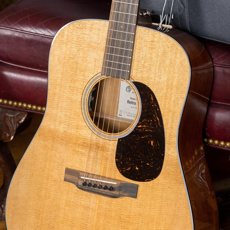 *New 2025 Model* Martin DE Retro Plus Torrefied Spruce/Mahogany Dreadnought Guitar w/Martin Electronics #0559