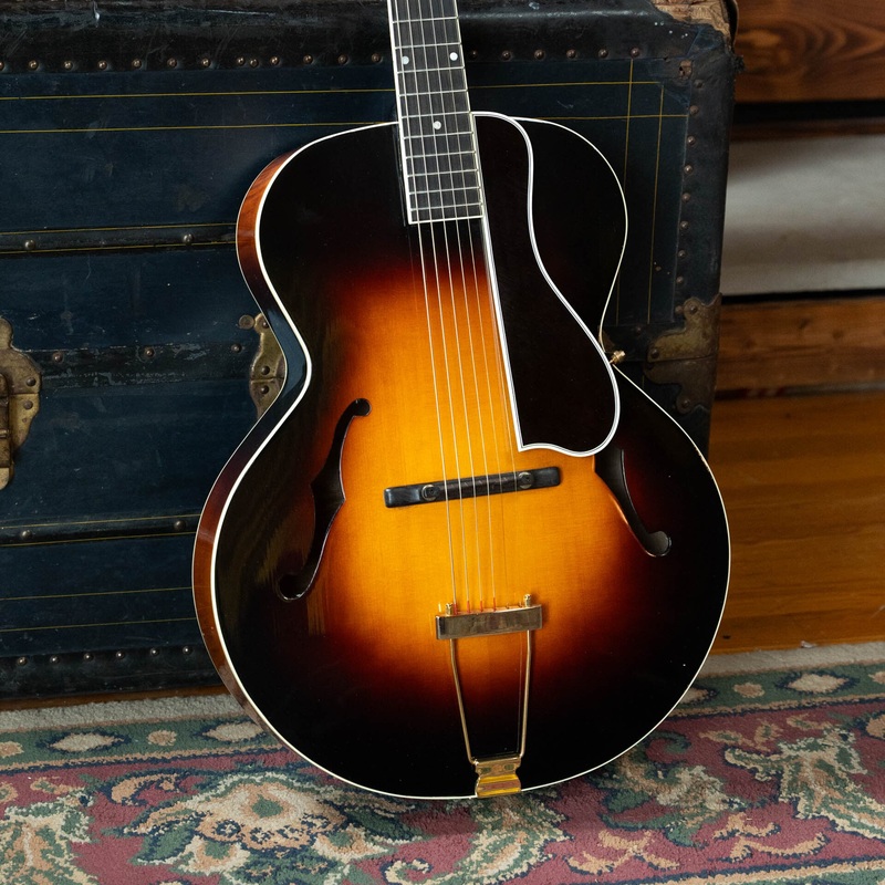 (Used) The Loar LH-700-VS Spruce/Flamed Maple Archtop Acoustic Guitar #2463