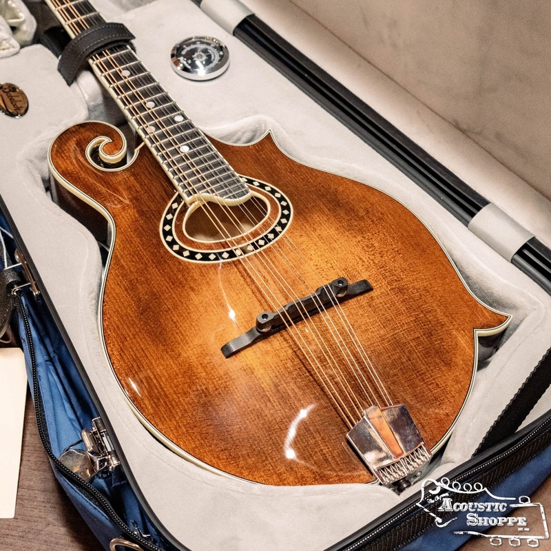 Bobelock Arrow Blue/Gray Fiberglass F-Style Mandolin Case B6-1029FBLS-BUGY