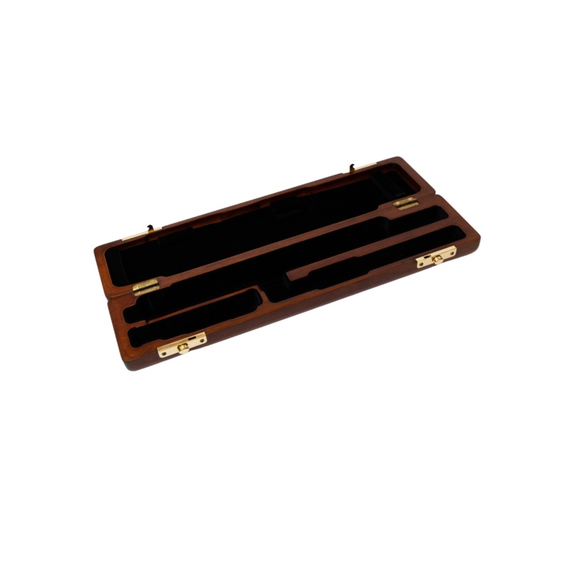 – Wooden C-Foot Flute Case