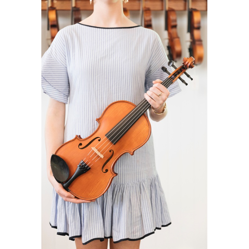 Gliga II Viola Outfit with Antique Varnish 13