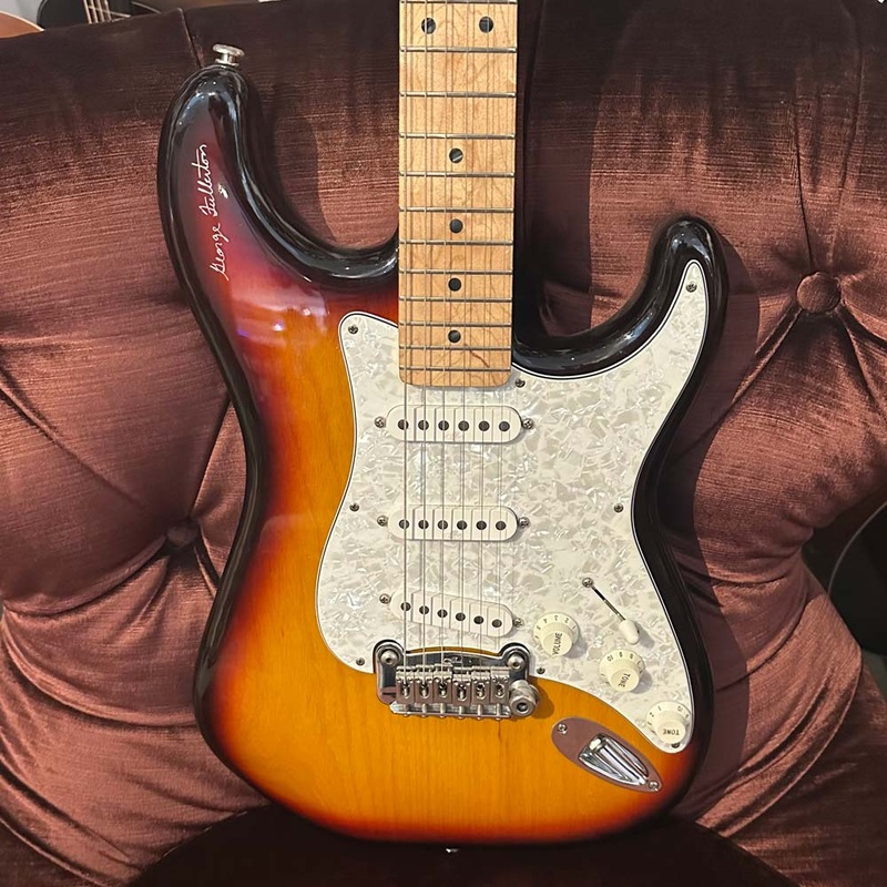 G&L George Fullerton Signature Strat Electric Guitar  w/ Case (Pre-Owned)