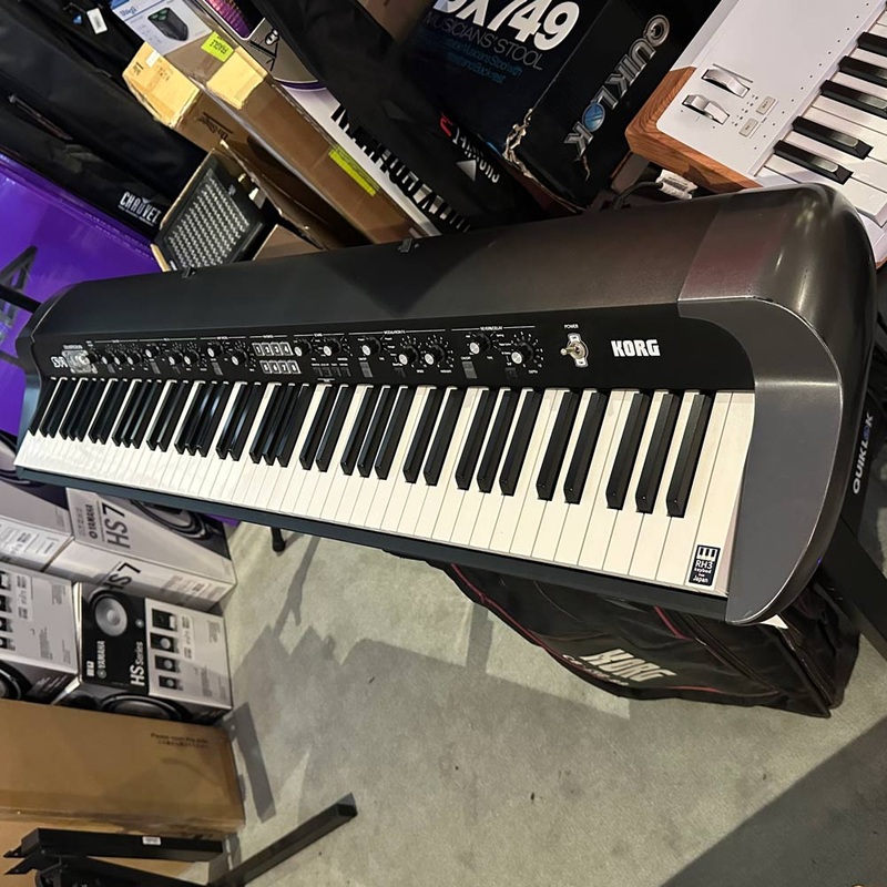 Korg SV-1 88-Key Stage Vintage Electronic Piano w/ Carry Bag – Black (Pre-Owned)
